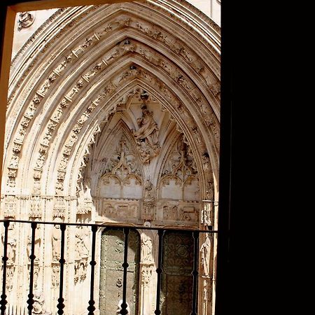 Puerta De La Catedral Apartment Toledo Exterior foto
